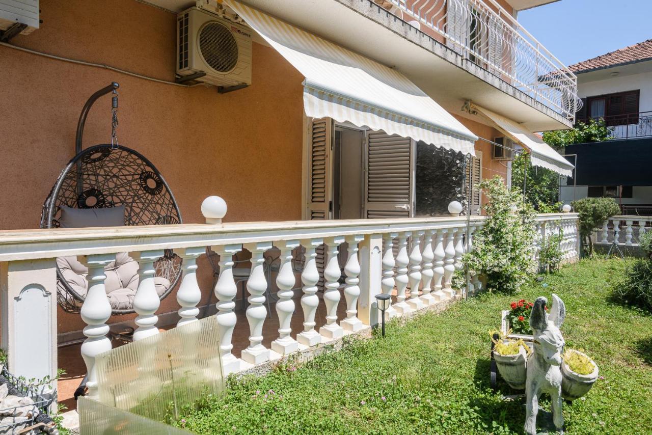 Vikeli Appartement Trogir Buitenkant foto