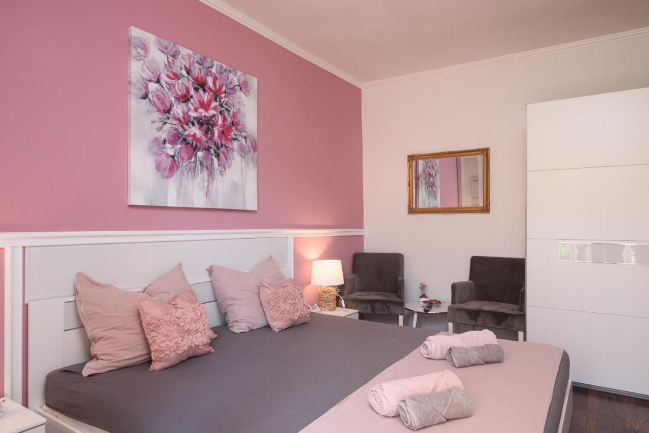 Vikeli Appartement Trogir Buitenkant foto