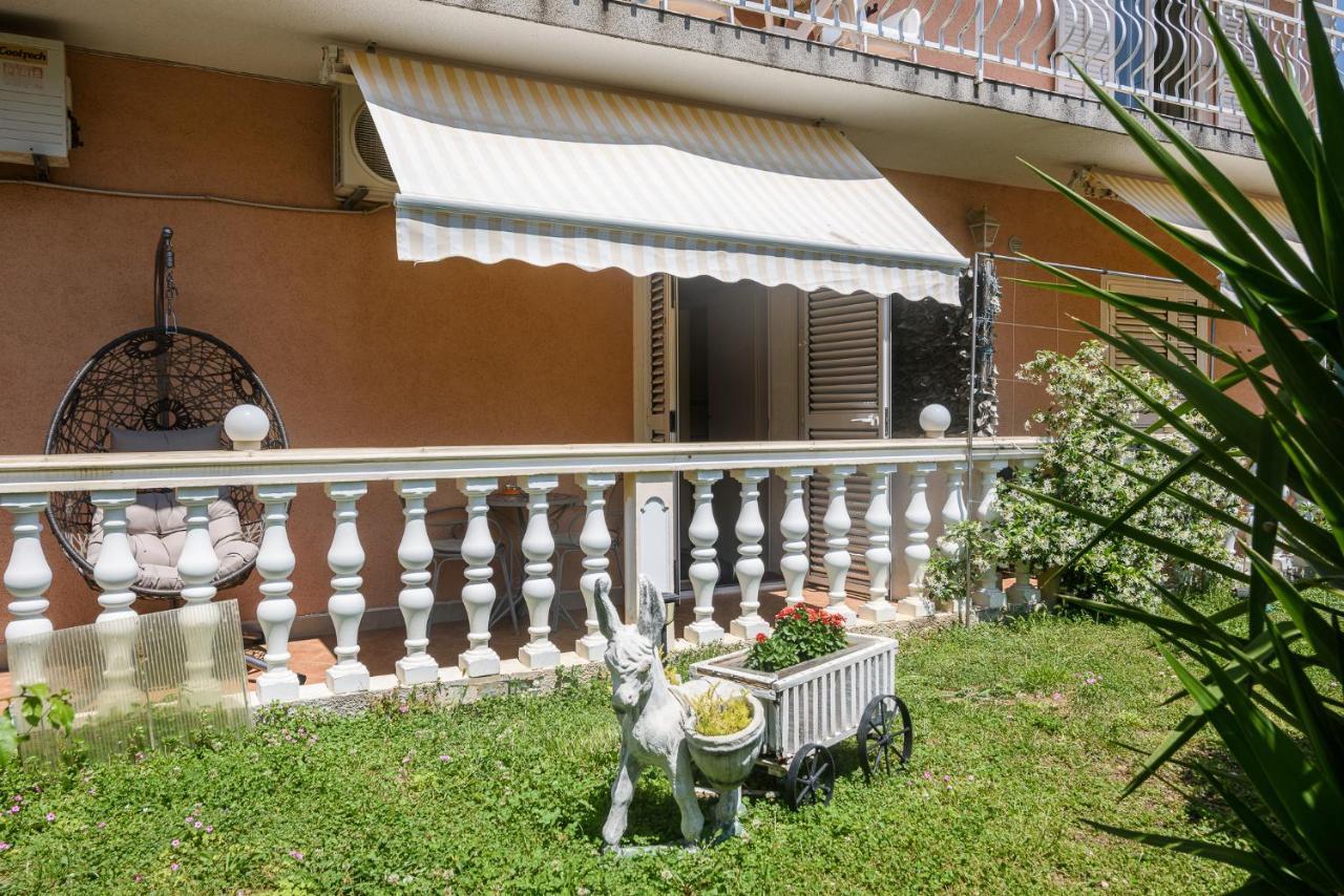 Vikeli Appartement Trogir Buitenkant foto